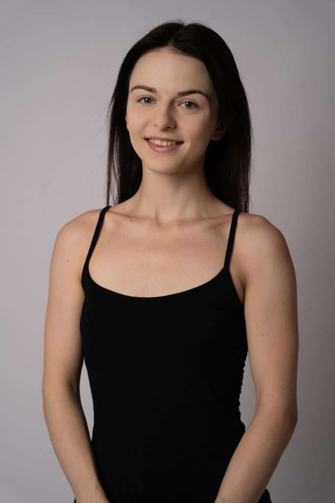 Elina R._04